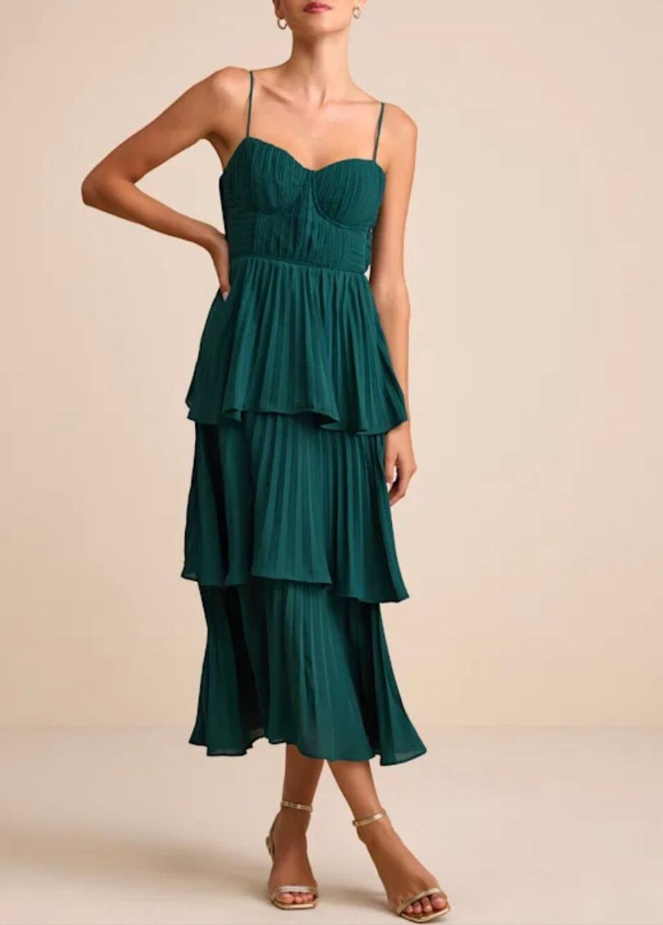 Lulus NWT green tiered pleated bustier midi dress M